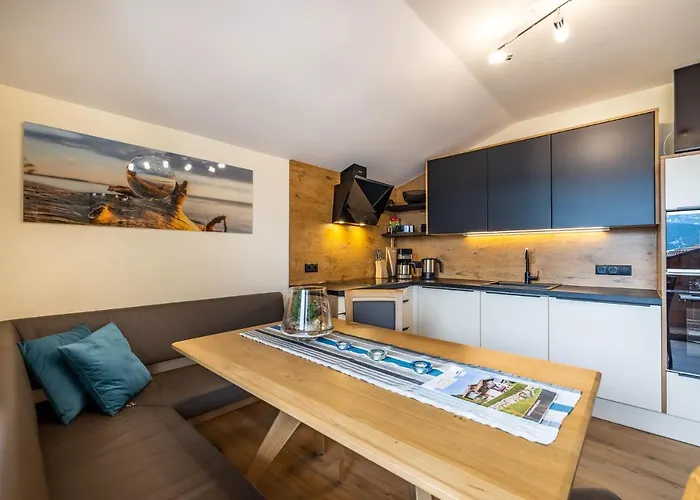 Jaeger Daire Flachau